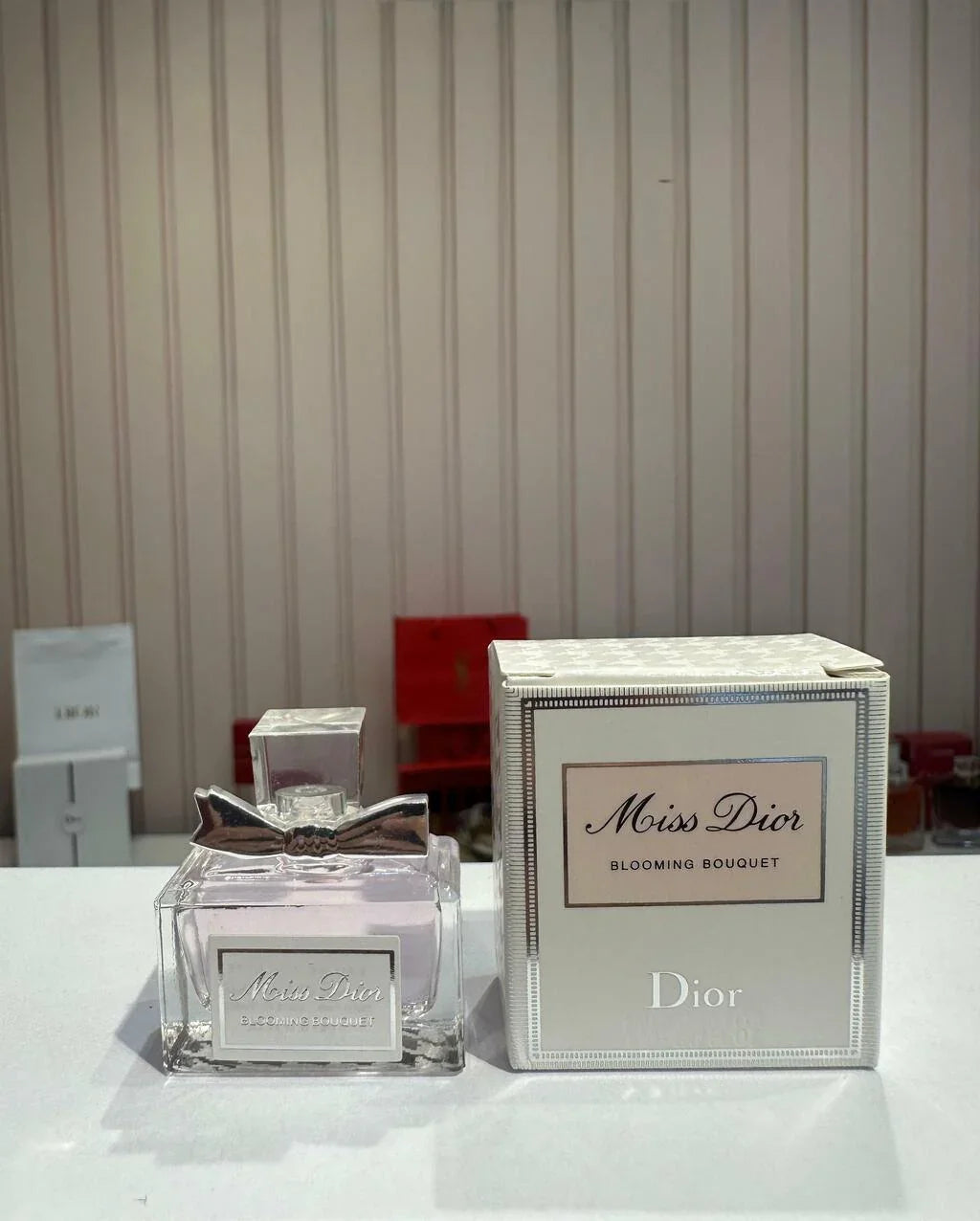 Miniatura Perfume MISS DIOR (5ml) - Almah Importados